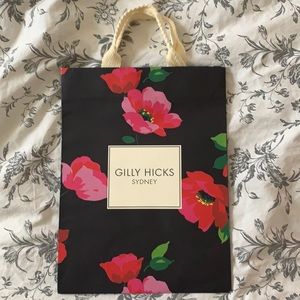 Vintage Gilly Hicks shopping bag.